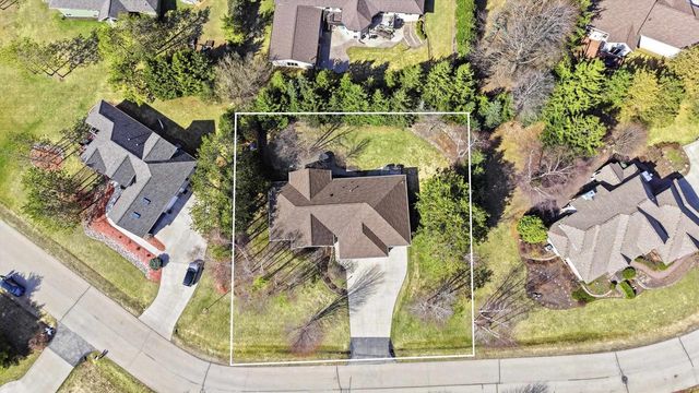429 S PINE GROVE LANE, Hortonville, WI 54944