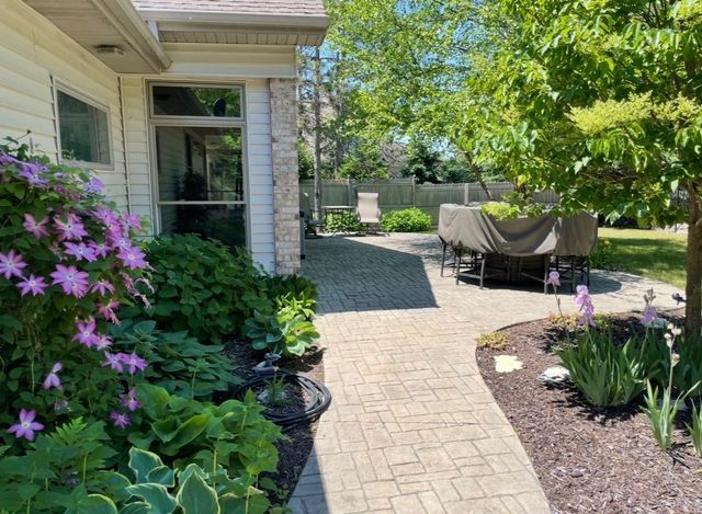 429 S PINE GROVE LANE, Hortonville, WI 54944