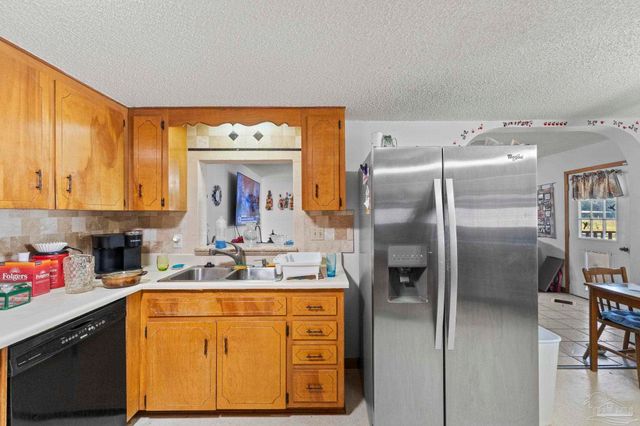 3319 Bob Tolbert Rd, Navarre, FL 32566