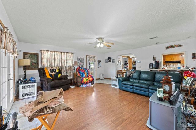 3319 Bob Tolbert Rd, Navarre, FL 32566