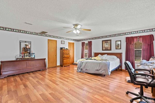 3319 Bob Tolbert Rd, Navarre, FL 32566