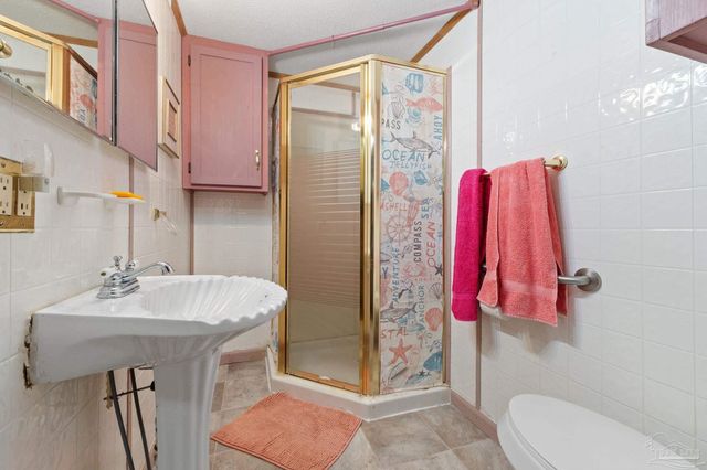 3319 Bob Tolbert Rd, Navarre, FL 32566