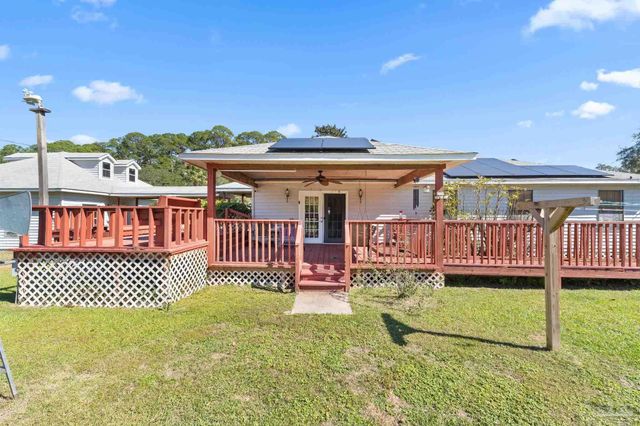 3319 Bob Tolbert Rd, Navarre, FL 32566