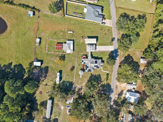 3319 Bob Tolbert Rd, Navarre, FL 32566