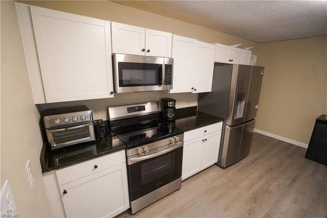 22 Mimosa CRES, Hampton, VA 23661