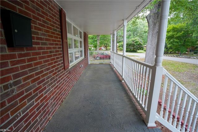 22 Mimosa CRES, Hampton, VA 23661