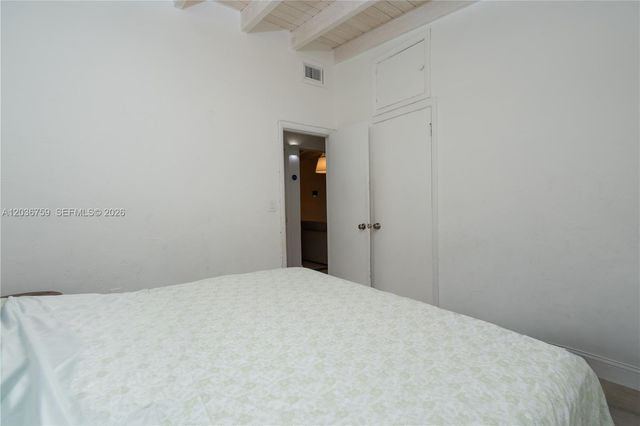 1260 NE 153rd St, North Miami Beach, FL 33162