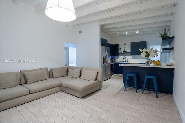 1260 NE 153rd St, North Miami Beach, FL 33162