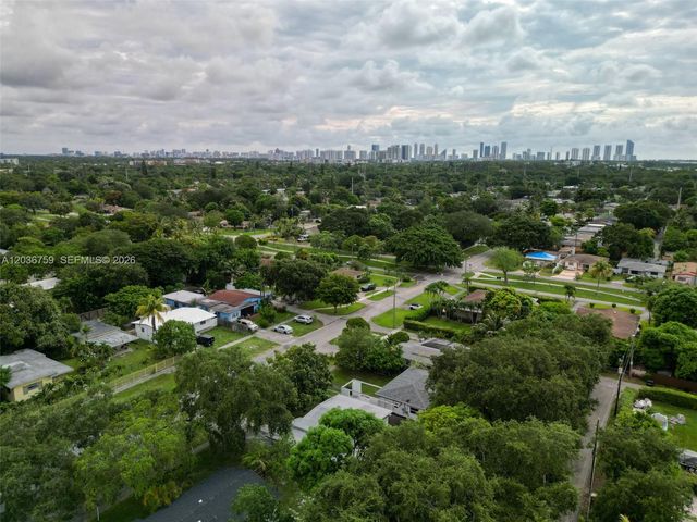 1260 NE 153rd St, North Miami Beach, FL 33162