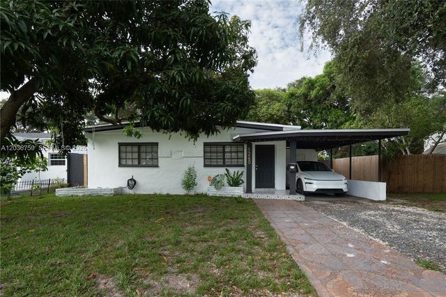1260 NE 153rd St, North Miami Beach, FL 33162