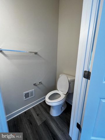 38 MEADOW VIEW LN, Colonial Beach, VA 22443