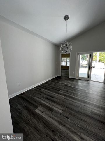 38 MEADOW VIEW LN, Colonial Beach, VA 22443