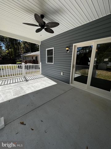 38 MEADOW VIEW LN, Colonial Beach, VA 22443