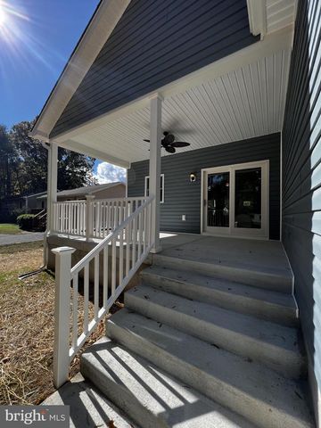 38 MEADOW VIEW LN, Colonial Beach, VA 22443