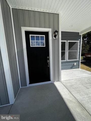 38 MEADOW VIEW LN, Colonial Beach, VA 22443