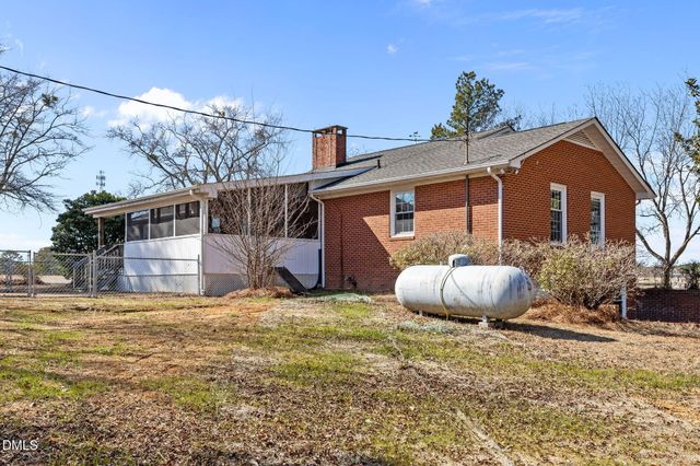 165 Rosser Pittman Road, Broadway, NC 27505