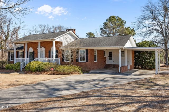 165 Rosser Pittman Road, Broadway, NC 27505