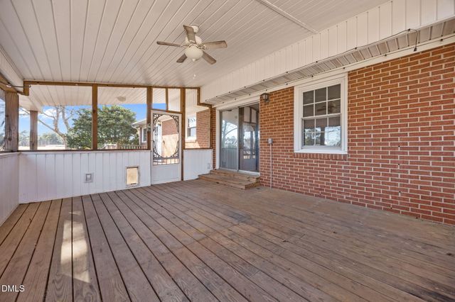 165 Rosser Pittman Road, Broadway, NC 27505