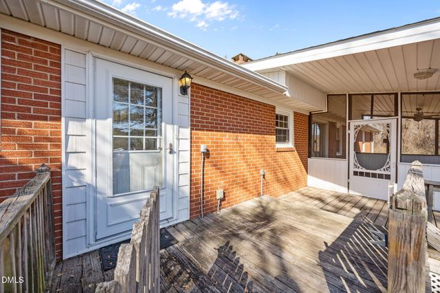 165 Rosser Pittman Road, Broadway, NC 27505