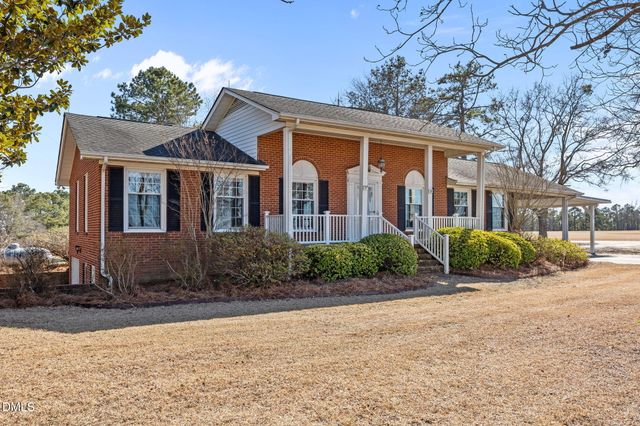 165 Rosser Pittman Road, Broadway, NC 27505