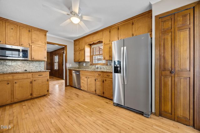 165 Rosser Pittman Road, Broadway, NC 27505