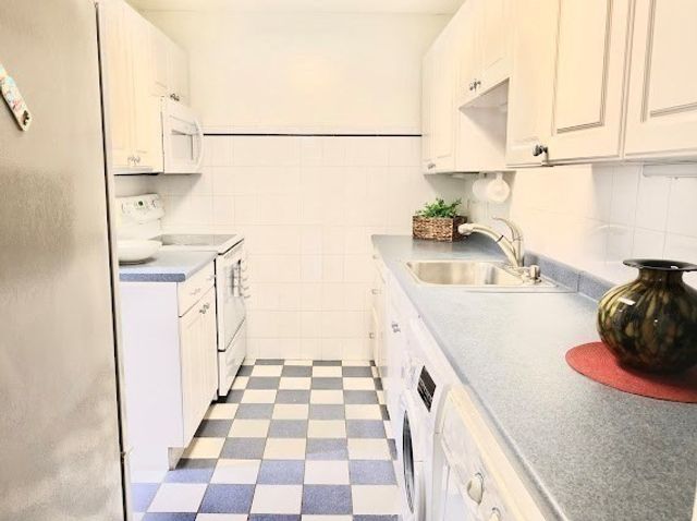 16 Winter 43B, Waltham, MA 02451