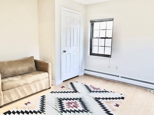 16 Winter 43B, Waltham, MA 02451