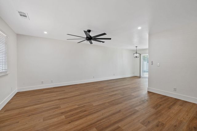 1355 E Birch Avenue, Tulare, CA 93274