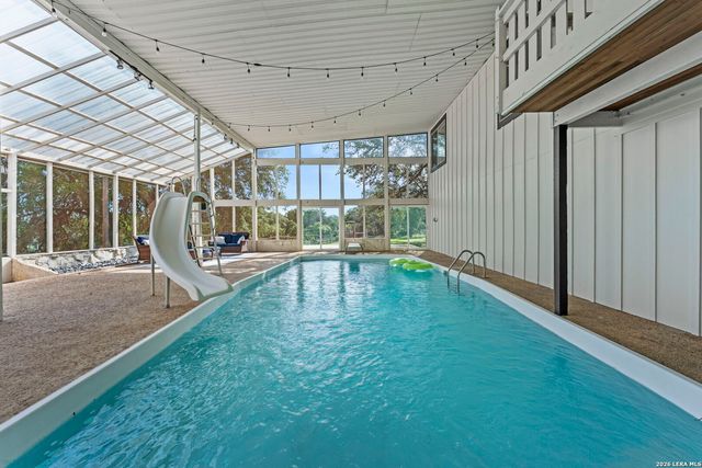 29 TRAILS END RD, Boerne, TX 78006