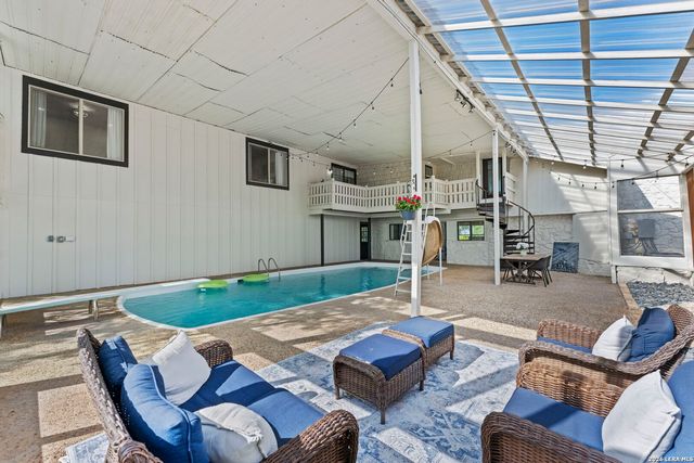 29 TRAILS END RD, Boerne, TX 78006