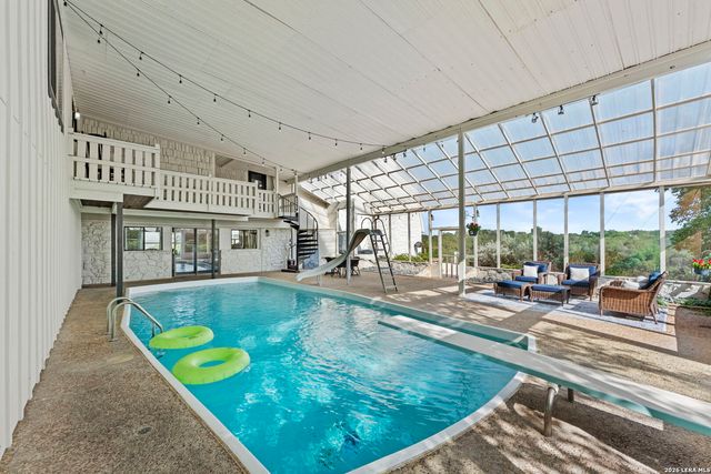 29 TRAILS END RD, Boerne, TX 78006