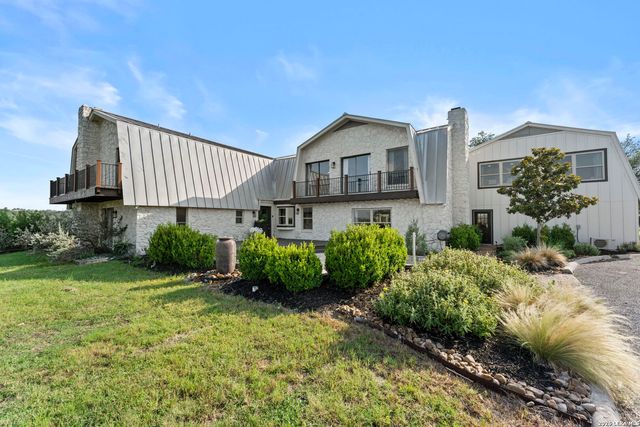 29 TRAILS END RD, Boerne, TX 78006