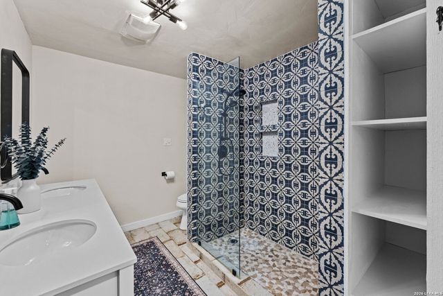 29 TRAILS END RD, Boerne, TX 78006