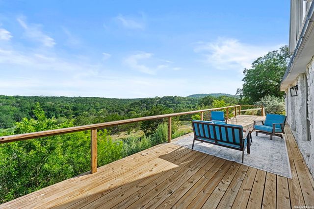 29 TRAILS END RD, Boerne, TX 78006