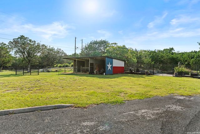 29 TRAILS END RD, Boerne, TX 78006