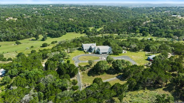 29 TRAILS END RD, Boerne, TX 78006