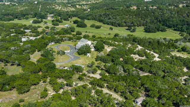 29 TRAILS END RD, Boerne, TX 78006