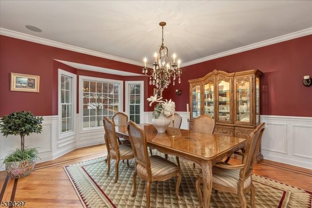 11 Madaline Dr, Edison Twp., NJ 08820