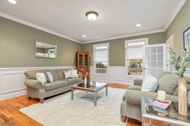 11 Madaline Dr, Edison Twp., NJ 08820