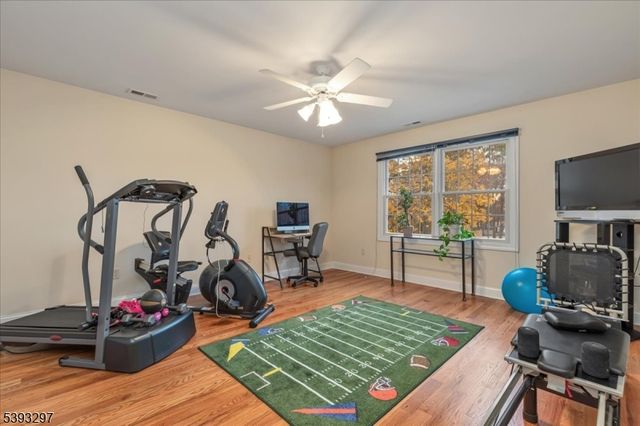 11 Madaline Dr, Edison Twp., NJ 08820