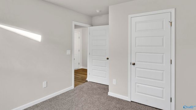 9920 Sequoyah Cove Drive SE, Owens Cross Roads, AL 35763