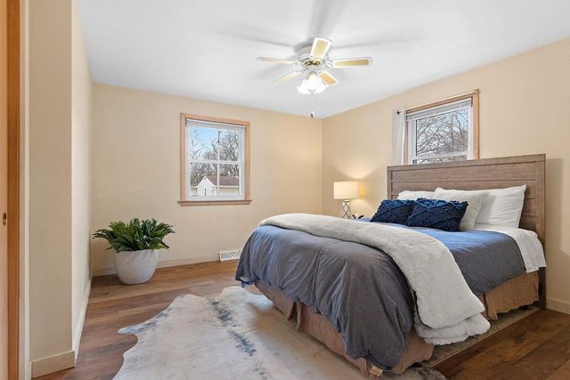 852 RAYMOND STREET, Green Bay, WI 54304