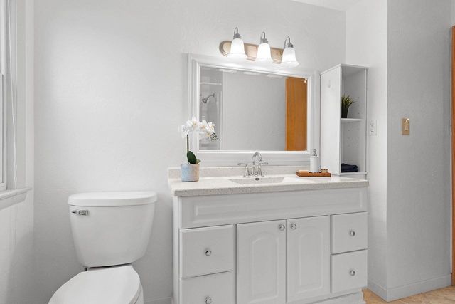 852 RAYMOND STREET, Green Bay, WI 54304