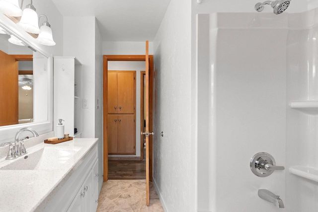 852 RAYMOND STREET, Green Bay, WI 54304