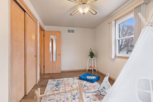 852 RAYMOND STREET, Green Bay, WI 54304