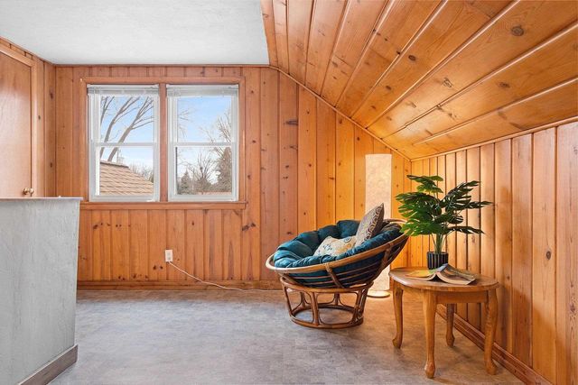 852 RAYMOND STREET, Green Bay, WI 54304