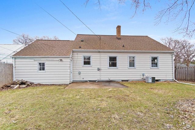 852 RAYMOND STREET, Green Bay, WI 54304