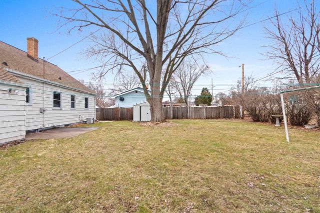 852 RAYMOND STREET, Green Bay, WI 54304