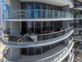 1000 Brickell Plz 2402, Miami, FL 33131