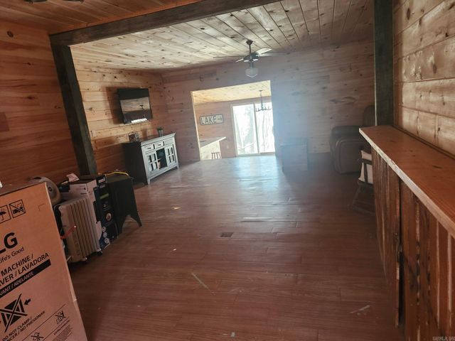 300 Canyon, Greers Ferry, AR 72067